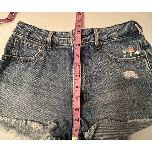 Pacsun Mushroom Embroidered Festival High Rise Distressed Shorts Goblincore - Picture 10 of 11